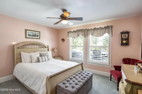 Bedroom - 95 Waters Edge Dr, Chocowinity, NC 27817 photo 5 of 6