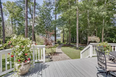 Exterior - 95 Waters Edge Dr, Chocowinity, NC 27817 photo 8 of 12