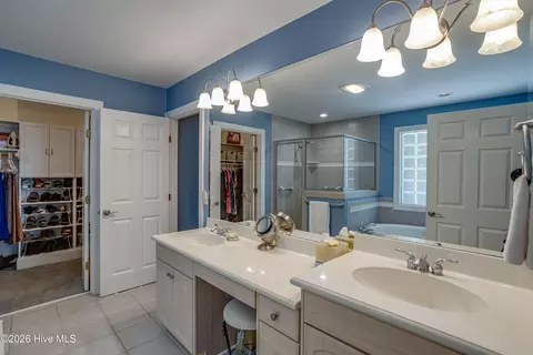 Bath - 95 Waters Edge Dr, Chocowinity, NC 27817 photo 1 of 6