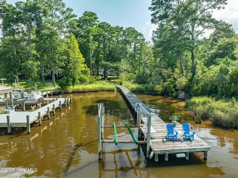 View/Area - 95 Waters Edge Dr, Chocowinity, NC 27817 photo 3 of 7