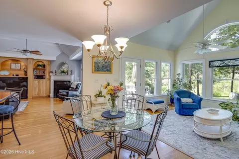 Dining - 95 Waters Edge Dr, Chocowinity, NC 27817 photo 2 of 2