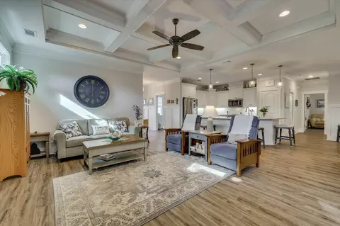 Living - 205 Canal Ct, Mccormick, SC 29835 photo 3 of 3