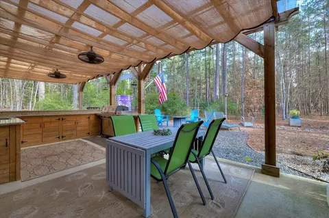 Exterior - 205 Canal Ct, Mccormick, SC 29835 photo 7 of 18
