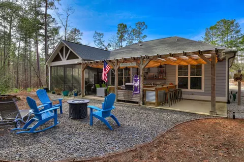 Exterior - 205 Canal Ct, Mccormick, SC 29835 photo 13 of 18
