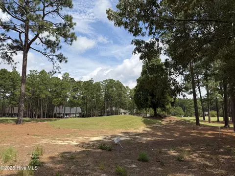 21 Strathaven Dr, Pinehurst, NC 28374 photo 7