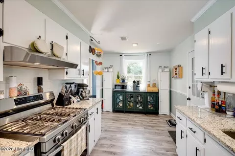 Kitchen - 1846 Mcdade Farm Rd, Augusta, GA 30906 photo 3 of 3