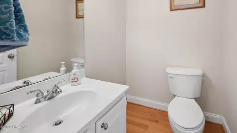 Bath - 57 W Bayside Dr, Chocowinity, NC 27817 photo 2 of 8