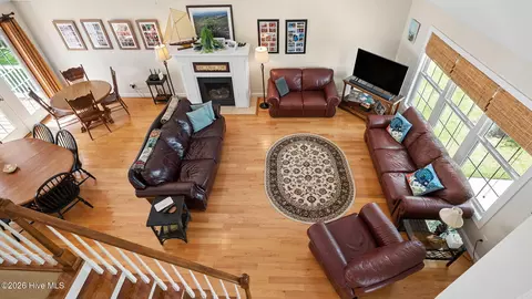 Living - 57 W Bayside Dr, Chocowinity, NC 27817 photo 2 of 6