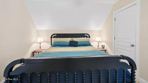 Bedroom - 57 W Bayside Dr, Chocowinity, NC 27817 photo 5 of 8