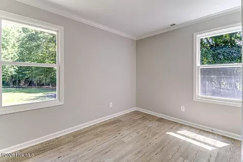 Bedroom - 390 Newtown Loop Rd, Atkinson, NC 28421 photo 5 of 10