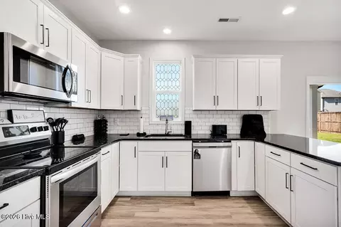 Kitchen - 3983 Eclipse Ave, Leland, NC 28451 photo 1 of 3