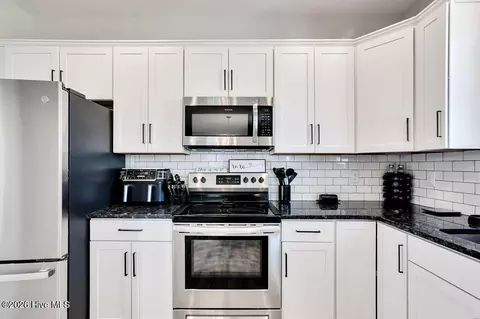 Kitchen - 3983 Eclipse Ave, Leland, NC 28451 photo 3 of 3