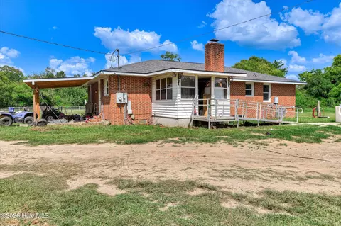 Exterior - 1227 County Line Rd, Harlem, GA 30814 photo 8 of 9