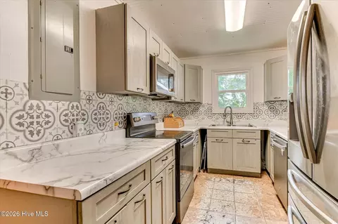 Kitchen - 1227 County Line Rd, Harlem, GA 30814 photo 1 of 6