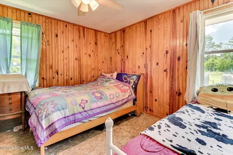 Bedroom - 1227 County Line Rd, Harlem, GA 30814 photo 7 of 11