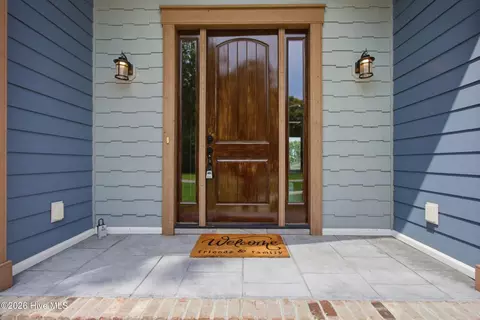 Exterior - 165 N Teachs Point Rd, Bath, NC 27808 photo 5 of 19