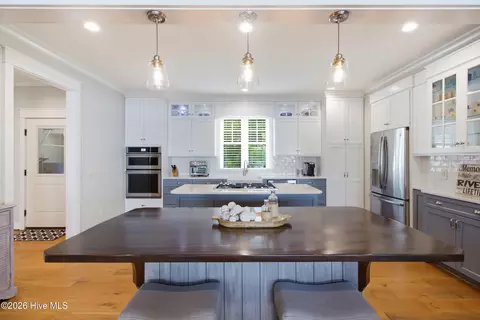 Kitchen - 165 N Teachs Point Rd, Bath, NC 27808 photo 2 of 4