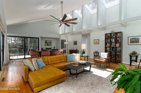 Living - 185 Ponte Vedra Dr, Pinehurst, NC 28374 photo 3 of 5