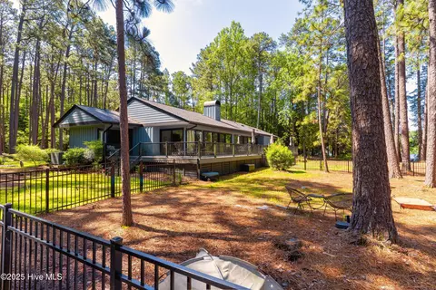Exterior - 185 Ponte Vedra Dr, Pinehurst, NC 28374 photo 7 of 13