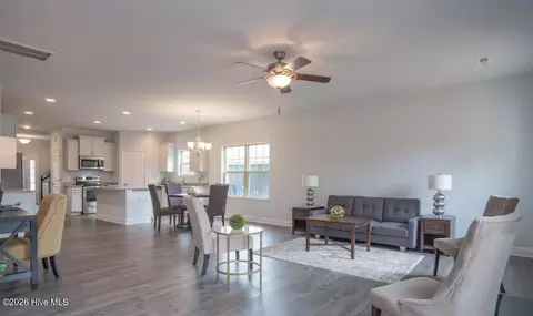 Living - 116 Calloway Dr, Wallace, NC 28466 photo 1 of 1
