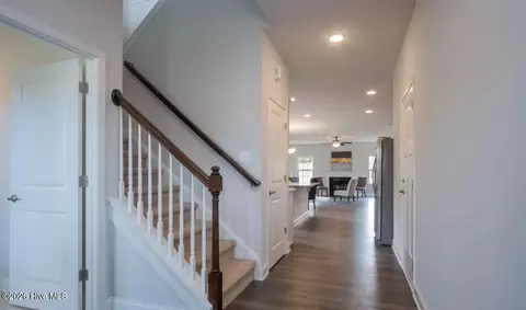 Entry Way - 116 Calloway Dr, Wallace, NC 28466 photo 1 of 2