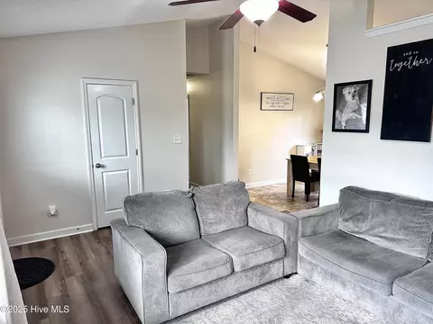 Living - 308 Basil Ct, Hubert, NC 28539 photo 2 of 3