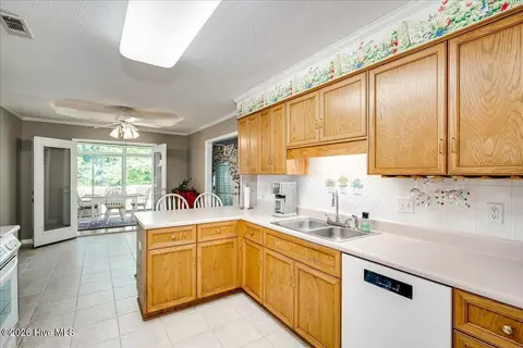 Kitchen - 1108 Hampstead Pl, Martinez, GA 30907 photo 3 of 3