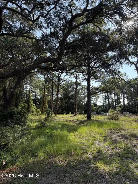 308 N Fodale Ave, Southport, NC 28461