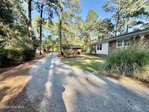 Exterior - 70 Windmere Rd, Pinehurst, NC 28374 photo 5 of 12