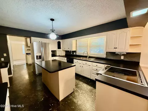 Kitchen - 70 Windmere Rd, Pinehurst, NC 28374 photo 1 of 4