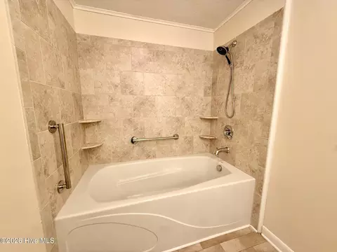 Bath - 70 Windmere Rd, Pinehurst, NC 28374 photo 2 of 4