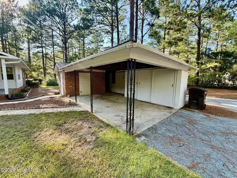 Exterior - 70 Windmere Rd, Pinehurst, NC 28374 photo 6 of 12