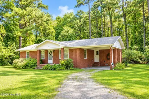 2462 Highway 70 E, Beaufort, NC 28516