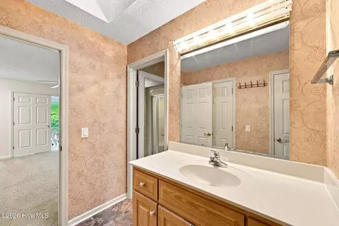 Bath - 100 Sakonnet Trl, Pinehurst, NC 28374 photo 4 of 5