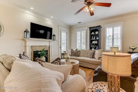 Living - 442 Northridge Cir, Evans, GA 30809 photo 2 of 4
