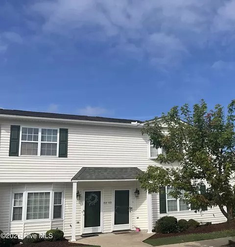 1222 Cross Creek Cir #W9, Greenville, NC 27834
