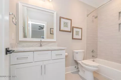 Bath - 705 Campana Dr, Evans, GA 30809 photo 7 of 12