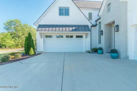 Exterior - 705 Campana Dr, Evans, GA 30809 photo 4 of 17