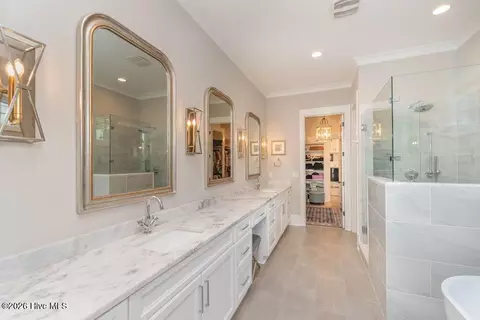 Bath - 705 Campana Dr, Evans, GA 30809 photo 2 of 12