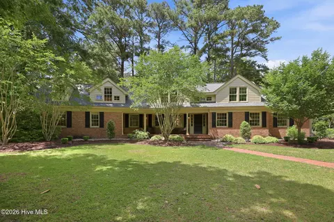 102 Middleton Pl, Greenville, NC 27858