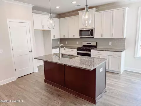 Kitchen - 166 Sweetgum Loop, Mccormick, SC 29835 photo 2 of 2