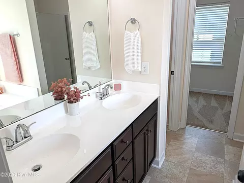 Bath - 110 Sonia Dr, Hubert, NC 28539 photo 6 of 8
