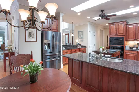 Kitchen - 15 Kilbride Dr, Pinehurst, NC 28374 photo 5 of 6