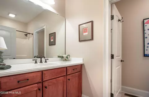 Bath - 15 Kilbride Dr, Pinehurst, NC 28374 photo 3 of 4