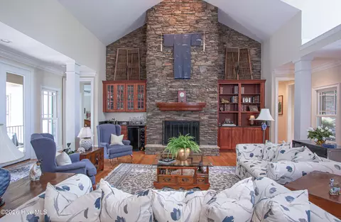 Living - 15 Kilbride Dr, Pinehurst, NC 28374 photo 3 of 5