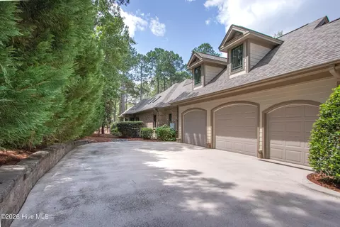 Exterior - 15 Kilbride Dr, Pinehurst, NC 28374 photo 12 of 13