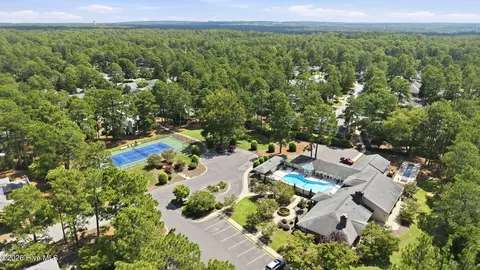View/Area - 360 Pinehurst Trace Dr, Pinehurst, NC 28374 photo 6 of 7