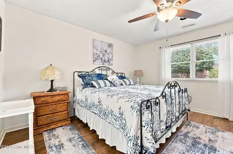 Bedroom - 360 Pinehurst Trace Dr, Pinehurst, NC 28374 photo 1 of 4