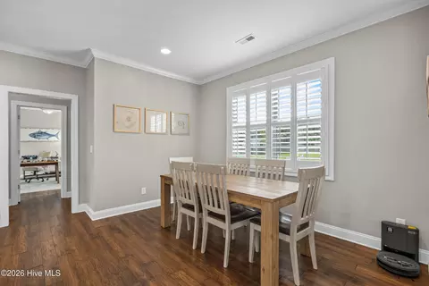 Dining - 110 E Conolly Ct, Hampstead, NC 28443 photo 3 of 4