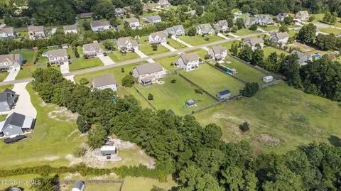 View/Area - 110 E Conolly Ct, Hampstead, NC 28443 photo 1 of 12